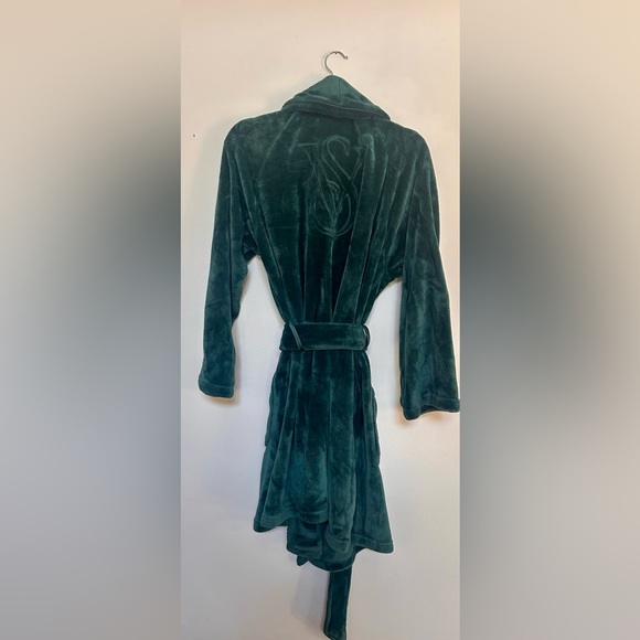 Victoria’s Secret Plush Fleece Robe - Picture 2 of 2